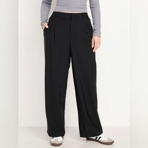 OLD NAVY SLEEK TECH HIGH TROUSERS IN BLACKJACK SIZE SMALL PETITE NWT